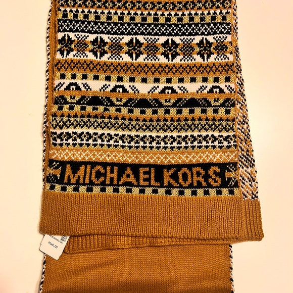 Michael Kors Scarf - Picture 1 of 2